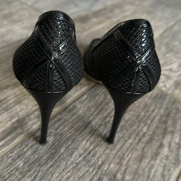 DOLCE & GABBANA black patent leather open toe heels - Picture 3 of 9